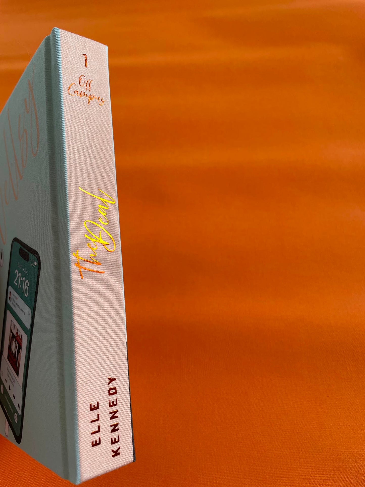 The Deal (Off-Campus) – Elle Kennedy | Premium Handcrafted Hardcover & Fan Art