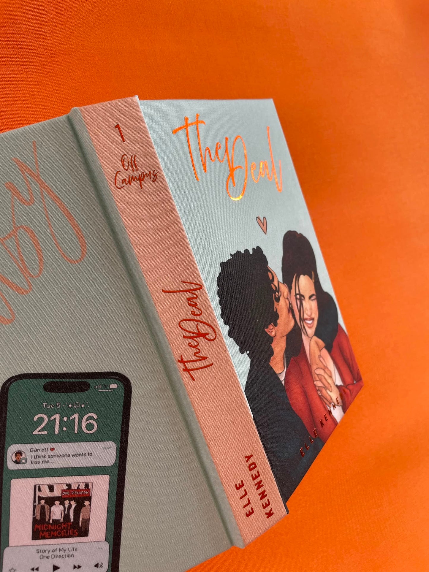 The Deal (Off-Campus) – Elle Kennedy | Premium Handcrafted Hardcover & Fan Art