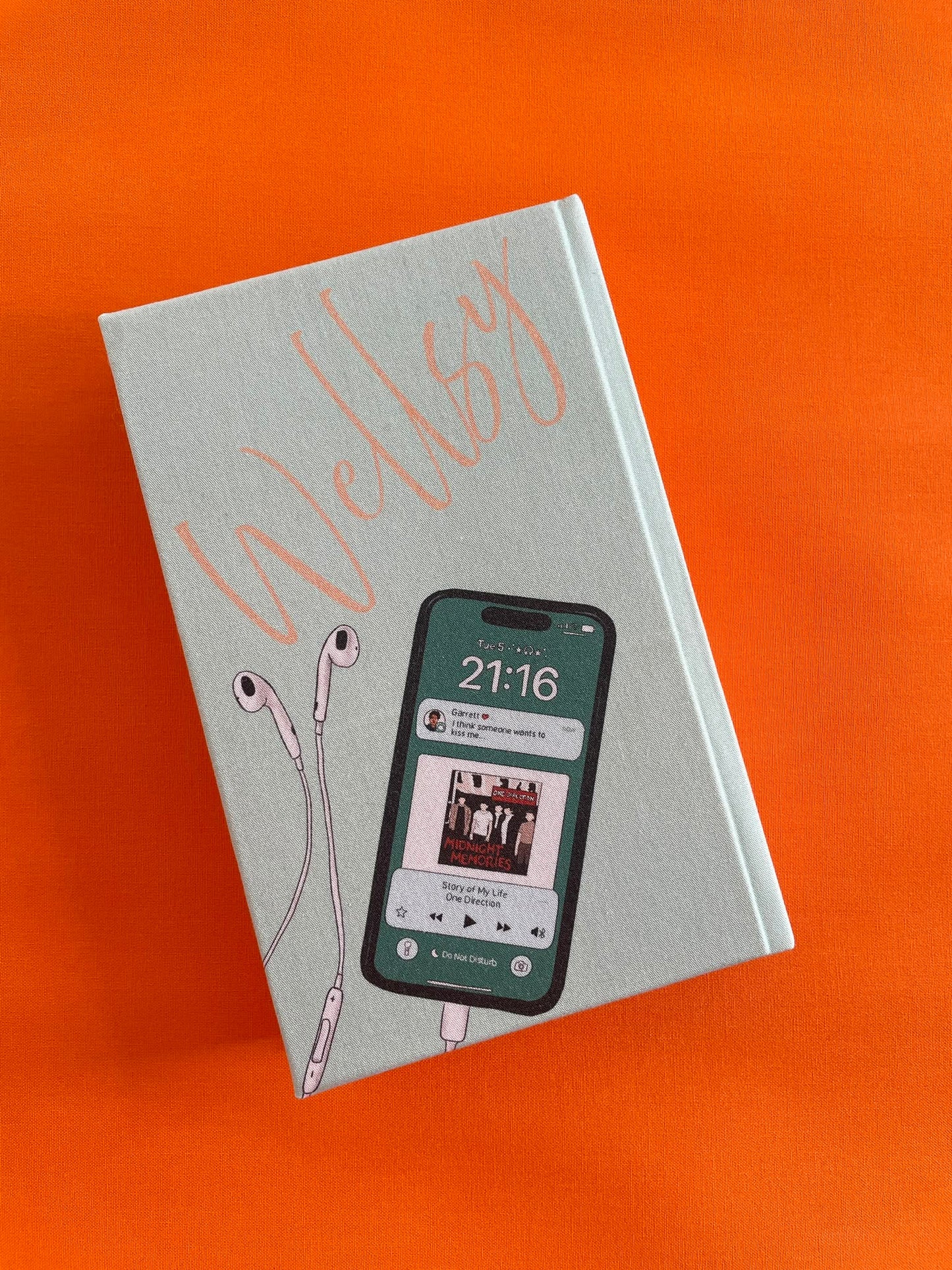 The Deal (Off-Campus) – Elle Kennedy | Premium Handcrafted Hardcover & Fan Art