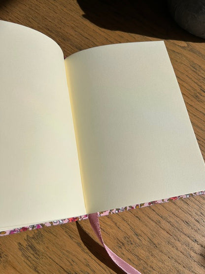 ✨ Mon Petit Carnet – L'Écrin de vos Inspirations (Liberty R)