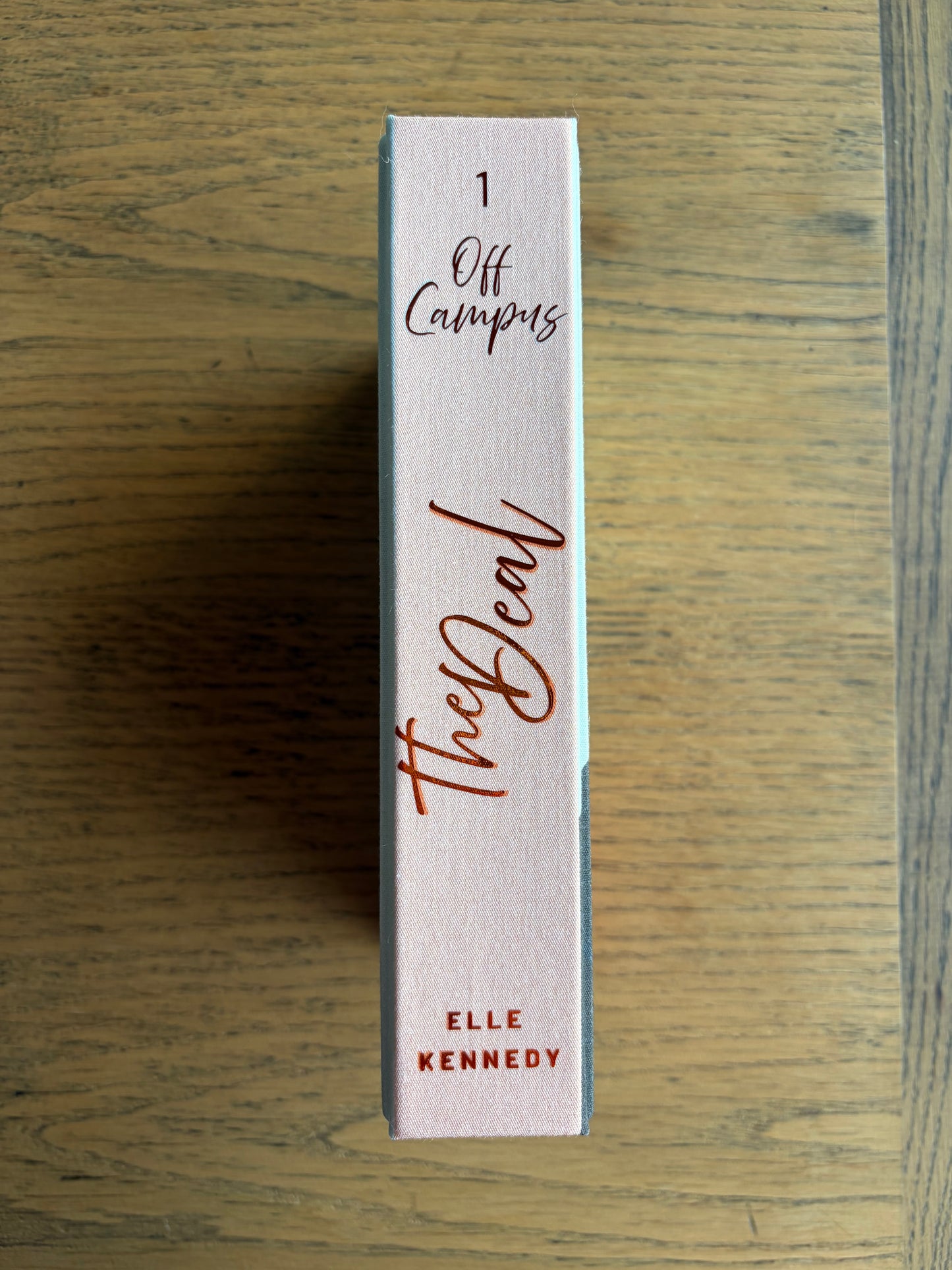 The Deal (Off-Campus) - Elle Kennedy | Reliure Premium Artisanale & Fan Art