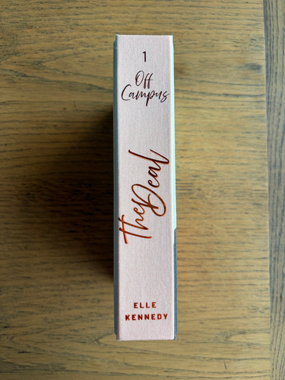 The Deal (Off-Campus) - Elle Kennedy | Reliure Premium Artisanale & Fan Art
